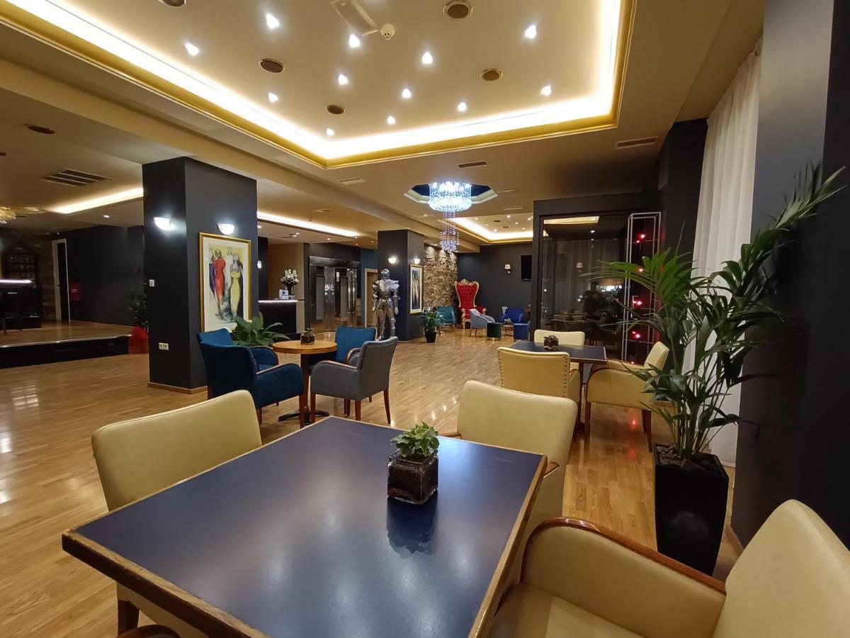 Queens Leriotis Hotel Piræus Eksteriør billede