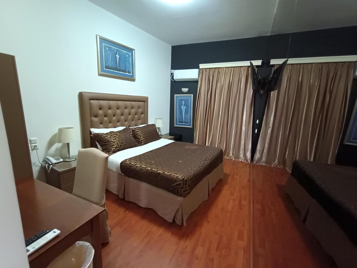 Queens Leriotis Hotel Piræus Eksteriør billede